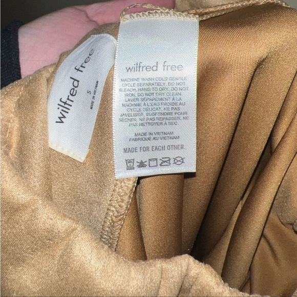 Wilfred Free- Aritzia Daria Pant Faux-suede leggings small - Picture 8 of 8